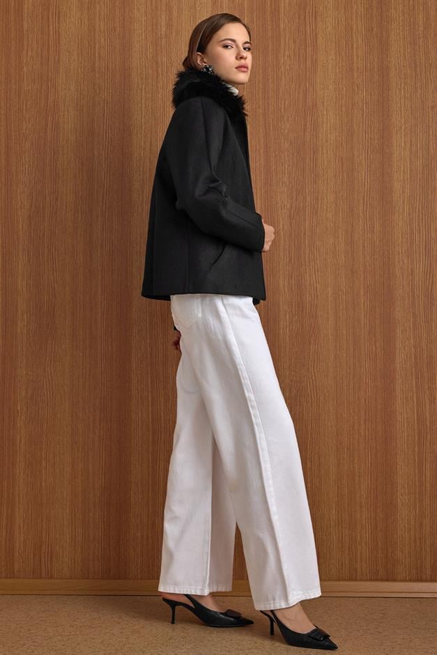 Yakası Çıkabilen Kürklü Kısa Kaban SİYAH 3158