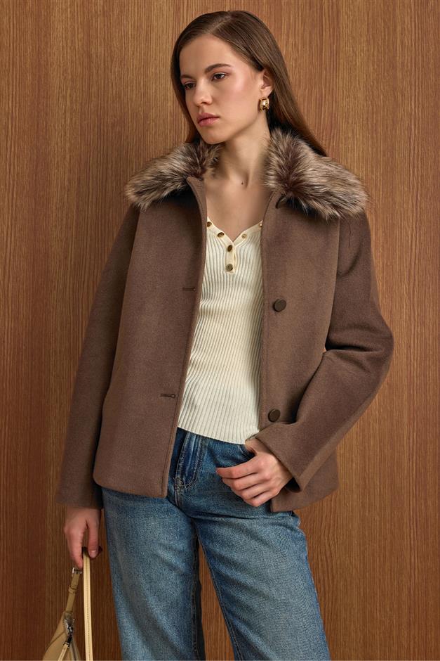 Yakası Çıkabilen Kürklü Kısa Kaban VİZON 3158