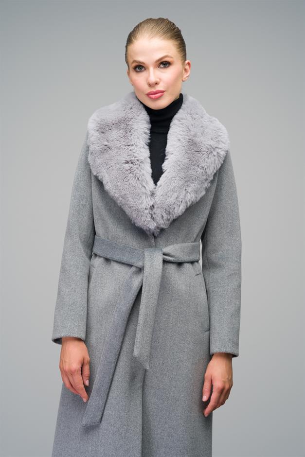 Mid-Length Coat with Detachable Fur Collar and Snap Closure A.GRI 3066