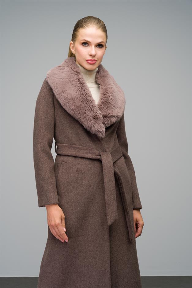 Mid-Length Coat with Detachable Fur Collar and Snap Closure LATTE 3066