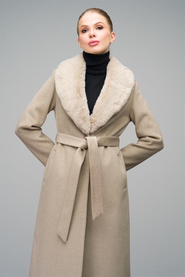 Mid-Length Coat with Detachable Fur Collar and Snap Closure STONE 3066