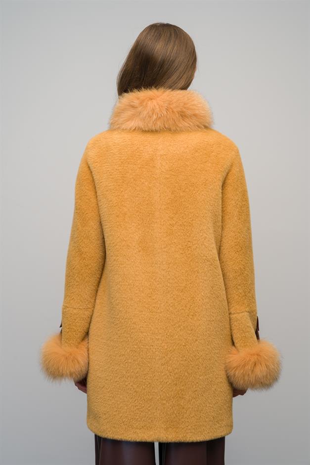 Short Coat with Detachable Fur Collar and Genuine Leather Details CAMEL 3072-TK