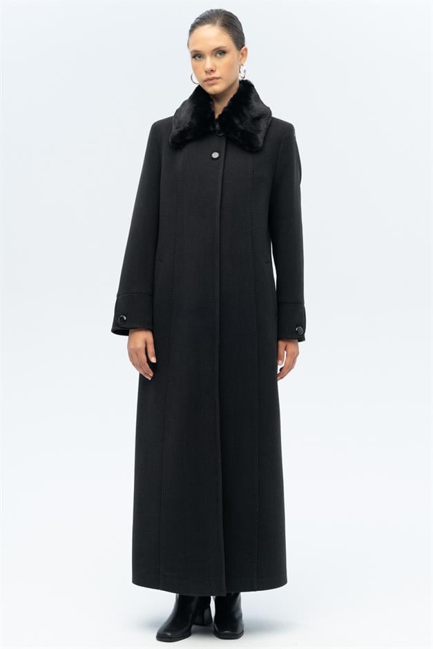 Large Size Coat with Detachable Fur Collar and Point Detail HARD COAL 3143