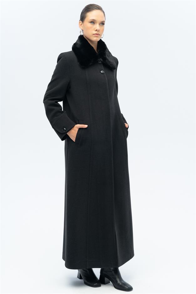 Large Size Coat with Detachable Fur Collar and Point Detail HARD COAL 3143