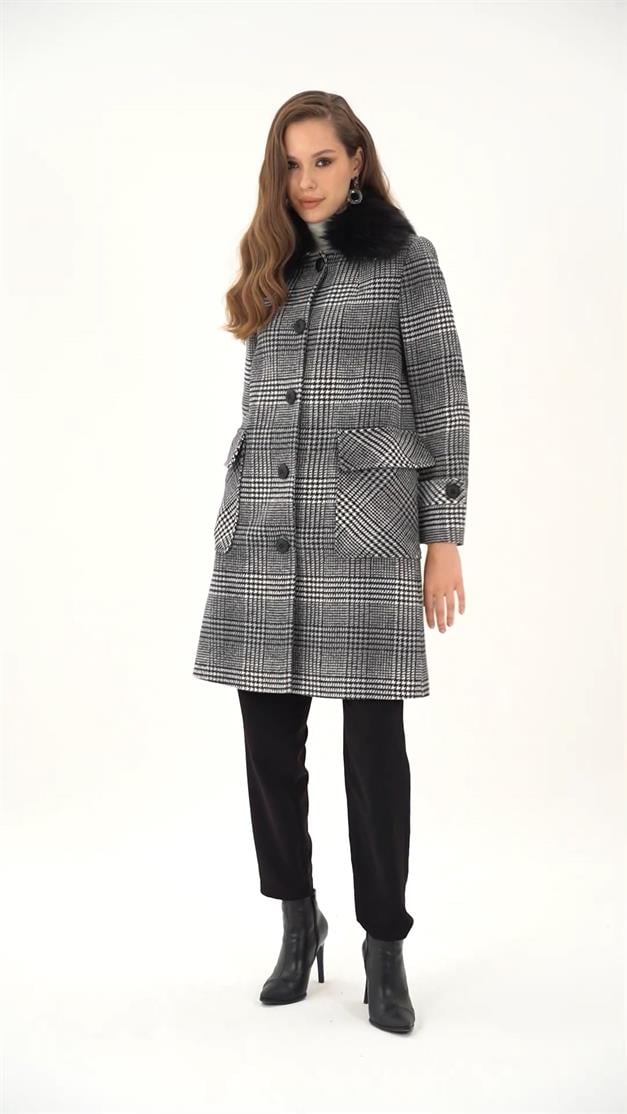 Plaid Coat with Detachable Fur Collar and Pocket BLACK 3979