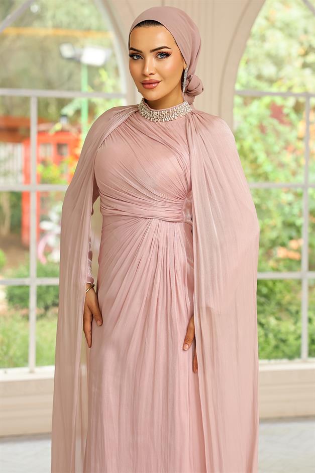 Yakası Taşlı Pelerin Detaylı Yoryo İpek Tesettür Abiye Elbise PUDRA 1247