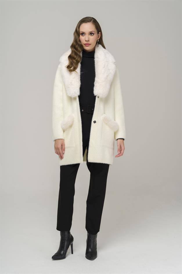 Low-Sleeve, Unlined Wool Coat with Fur Detail on Collar and Pocket, Belted Waist WHITE 3972
