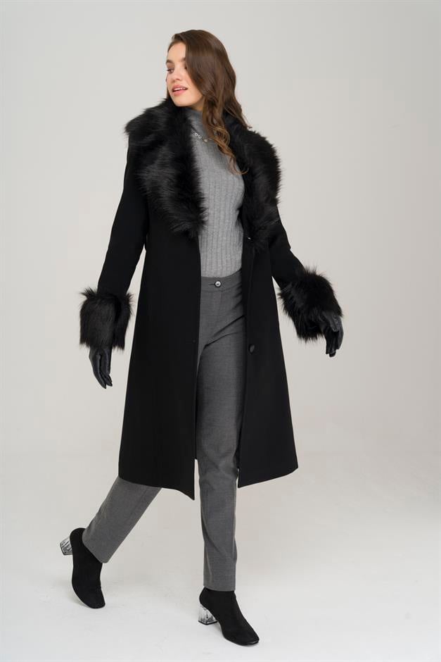 Mid-Length Coat with Detachable Fur Collar and Sleeves and Button Closure BLACK 3905