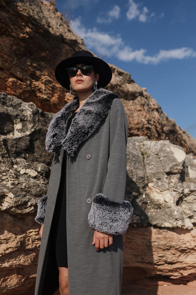 Fur-Lined Double-Breasted Mid-Length Coat with Detachable Collar and Sleeves GREY 3043