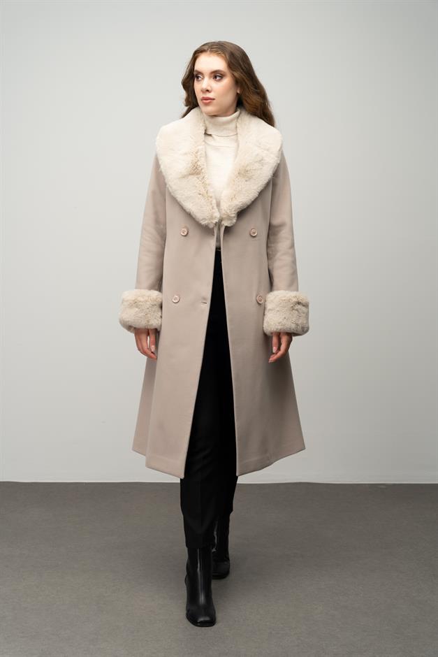 معطف متوسط الطول مبطن بالفرو، مزدوج الصدر، مع ياقة وأكمام قابلة للفصل حجر 3043