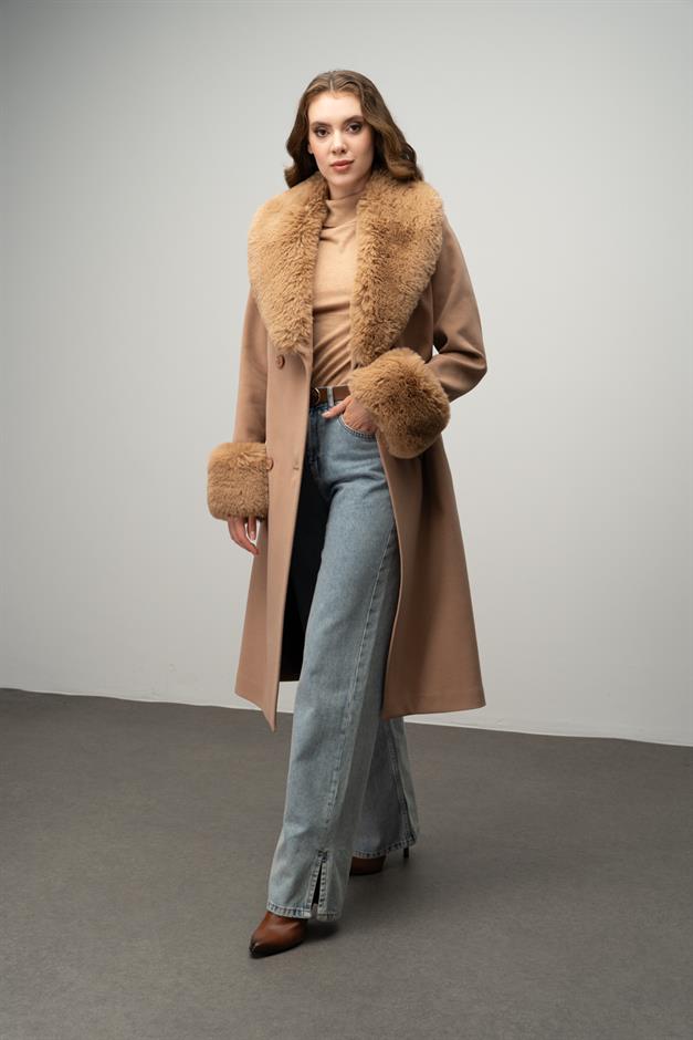Fur-Lined Double-Breasted Mid-Length Coat with Detachable Collar and Sleeves CAMEL 3043