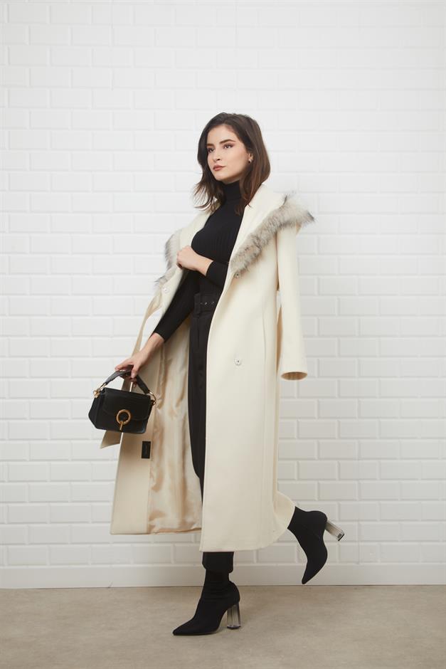Furry Hooded Coat with Side Fastening and Snap Closure IVORY 3697