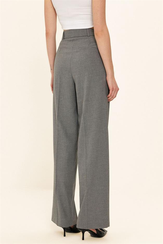 بنطلون بالازو مطوي بخصر مرتفع رمادي 7582