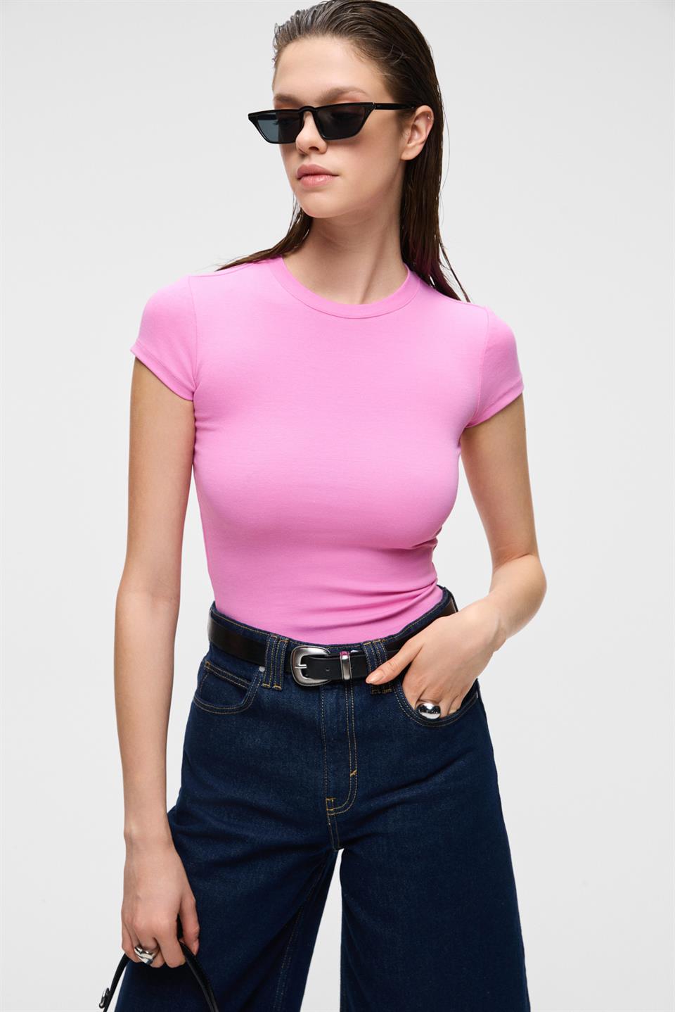 HOPEWELL Kadın Yuvarlak Yaka Örme Slim Fit Pembe T-Shirt