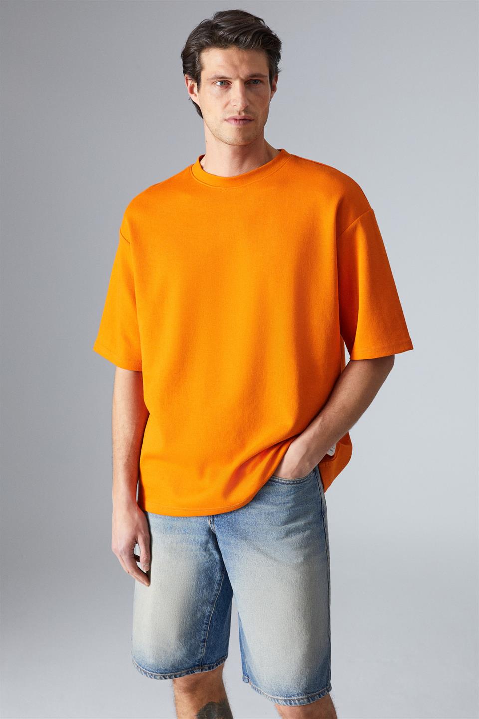 JOEL Erkek %100 Organik Pamuklu Kalın Kumaşlı Özel Dokulu Etiket Detaylı Oversize Turuncu T-Shirt