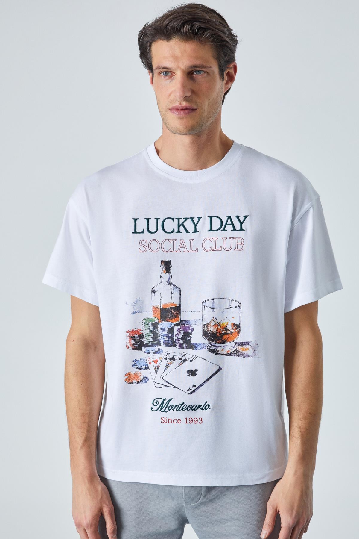 LUCKY Erkek Oversize Fit Beyaz T-Shirt | Grimelange