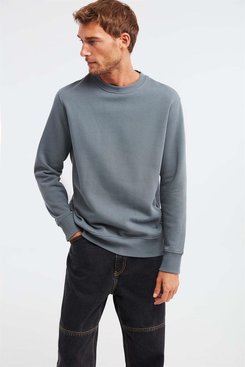 TRAVIS Erkek Organik Kumaşlı Yumuşacık Regular Fit Yuvarlak Yakalı Koyu Gri Sweatshirt