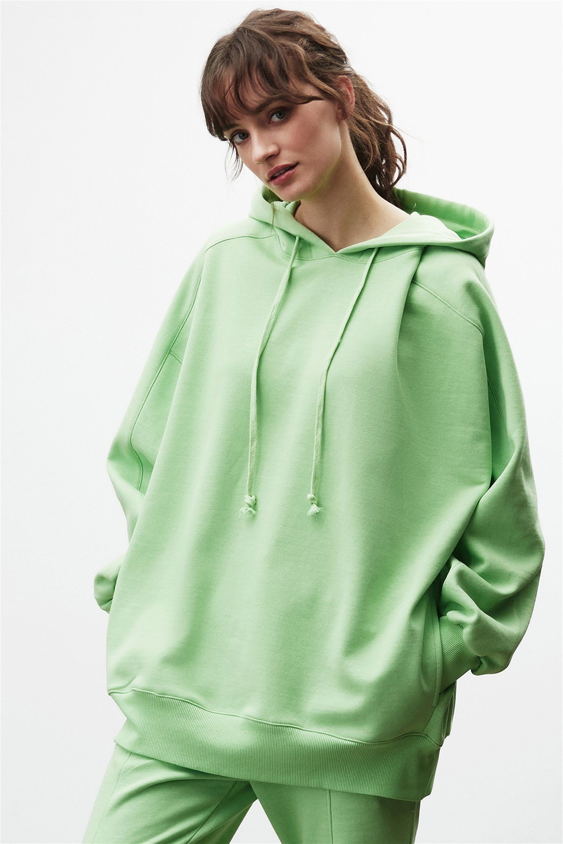 VIENNA Kadın Yeşil Düz Renk Kapüşonlu Comfort Fit Sweatshirt