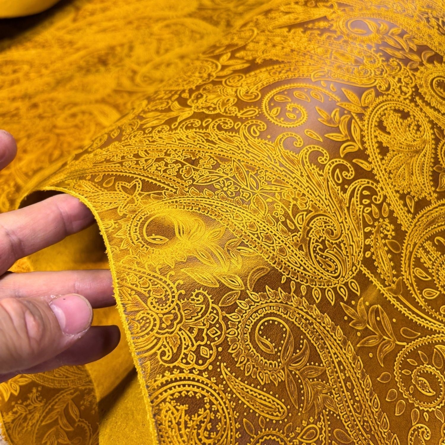 Şal Baskı Desenli Camel Crazy Deri -1.6 mm, Deri Hobi Uğraşı İçin Hakiki Parça Deri 