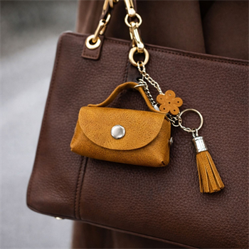 Hakiki Deri Mini Aksesuar Çanta – Çanta Yanı Takılabilir Anahtarlık & Çanta Süsü