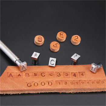 ipekbazaar Hobi Deri 4 mm Harf ve Numara Baskı Seti 37 Parça