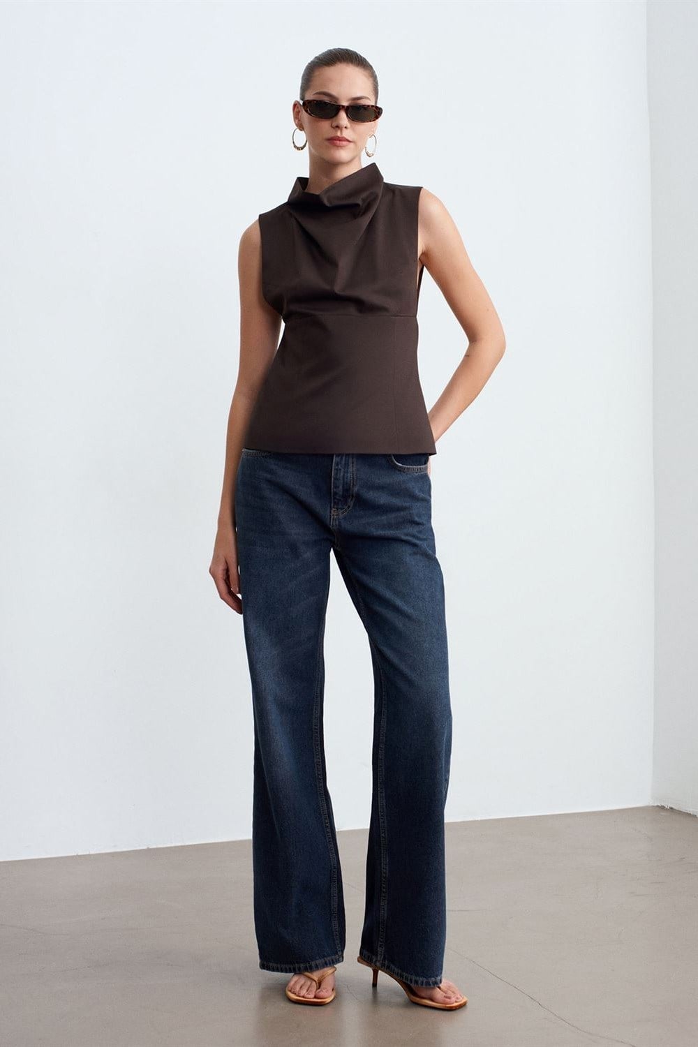 Arkası Fermuarlı Drape Yaka Bluz DL50539