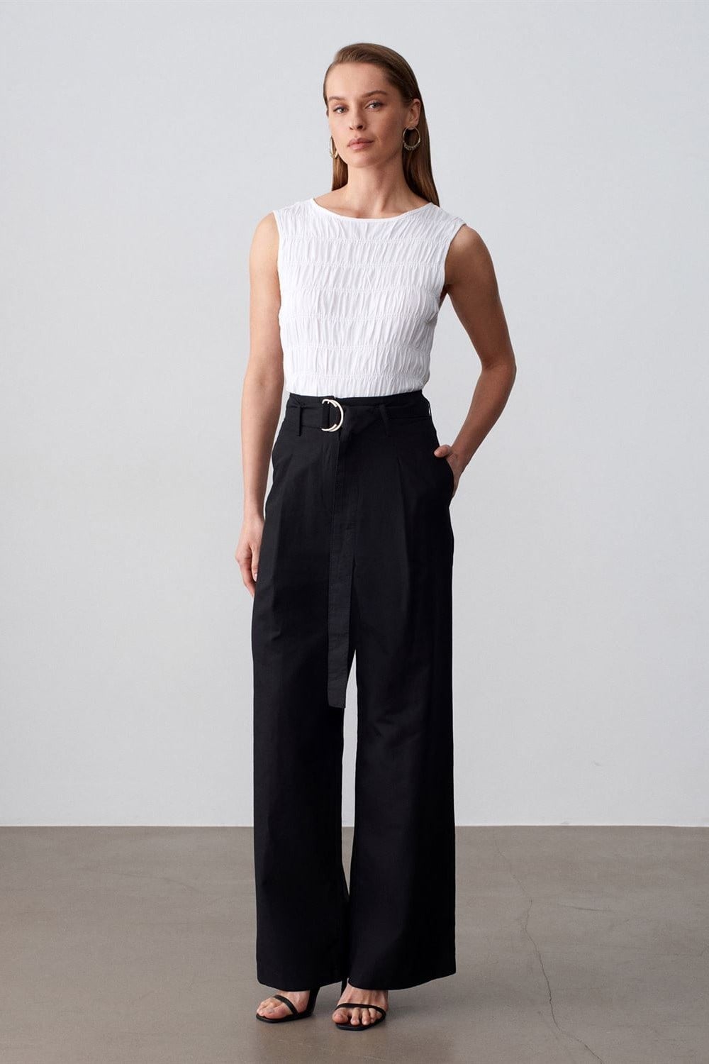 Toka Kemerli Pileli Pantolon DL72673