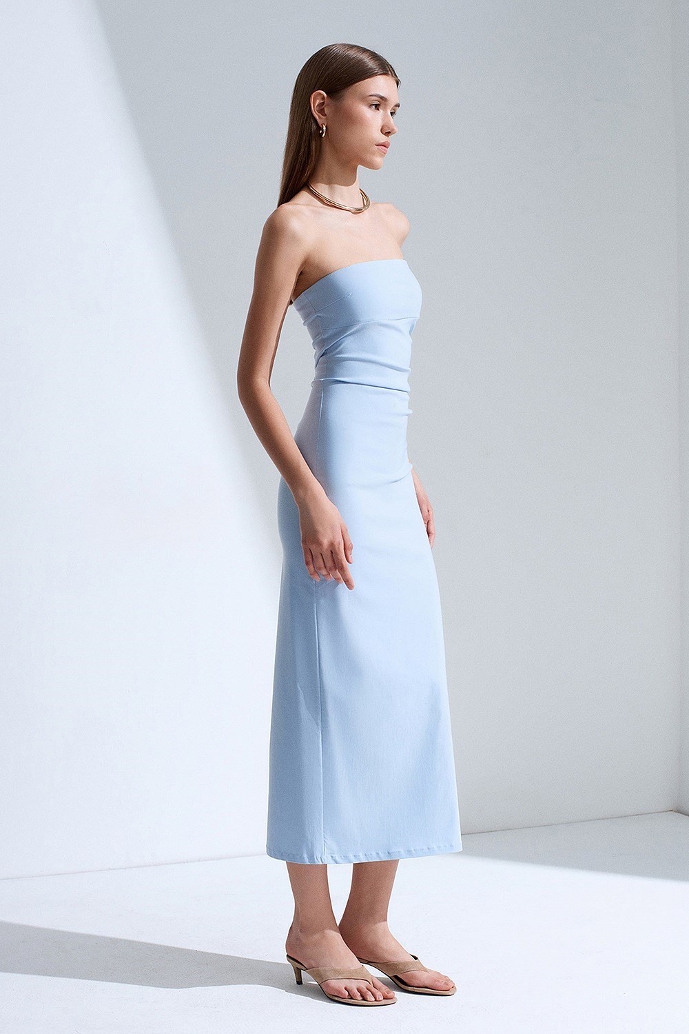 Drape Detaylı Yırtmaçlı Midi Elbise DL91368