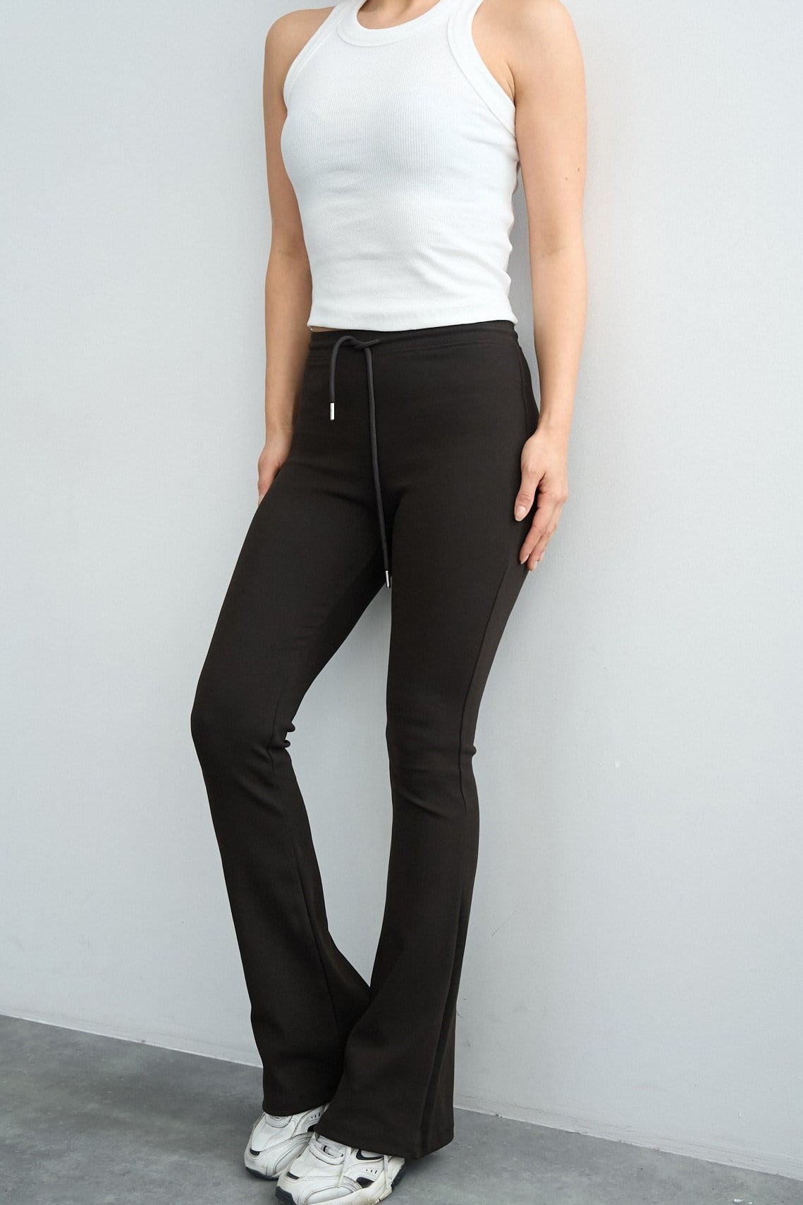 İspanyol Paça Beli Bağlamalı Pantolon QS261006