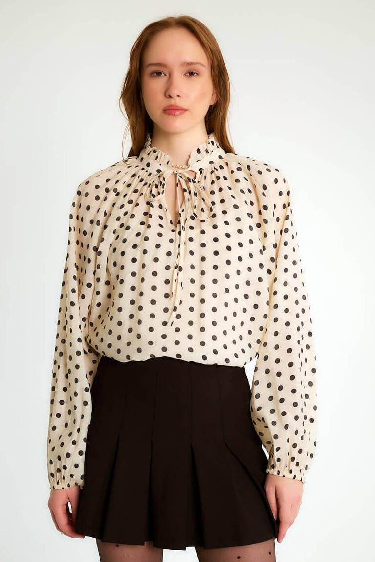 Yakası Bağlamalı Kolları Lastikli Şifon Bluz RB39301