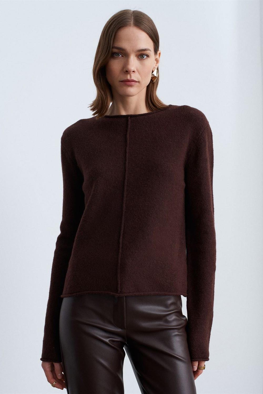 Kayık Yaka Dikişli Kazak DL10855