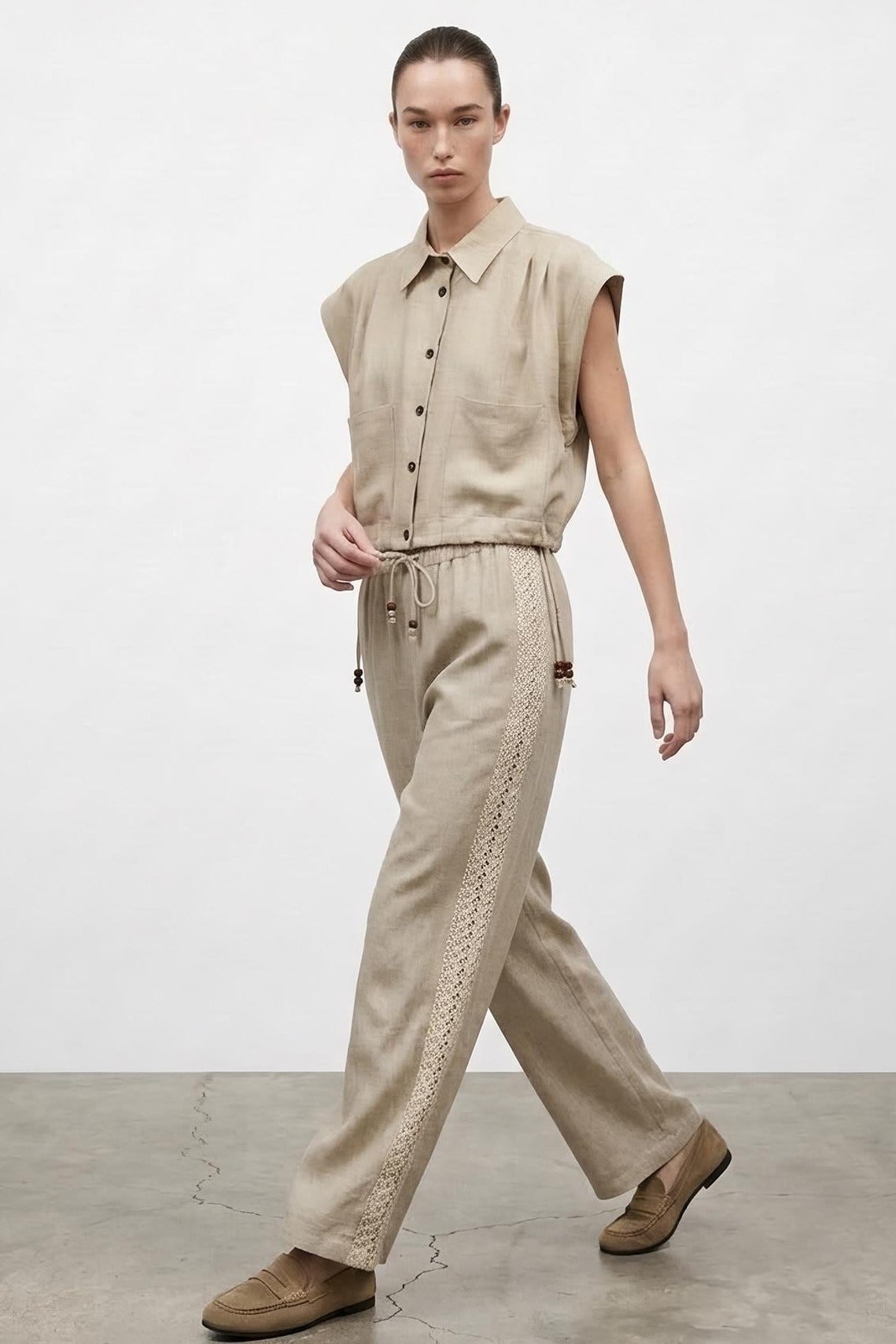 Şerit Detaylı Boncuk İpli Pantolon QZ01889