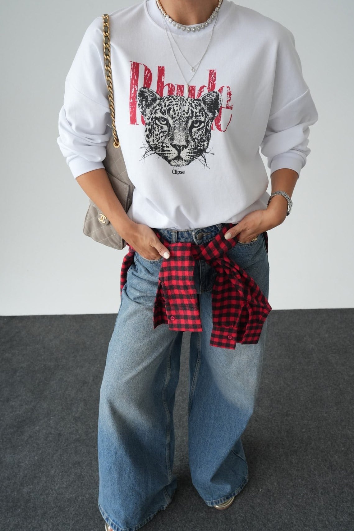 Baskı ve Yazı Detaylı Oversize Sweatshirt QS261003