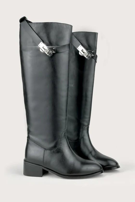 Kemer Tokalı Kısa Topuk Çizme SGM500