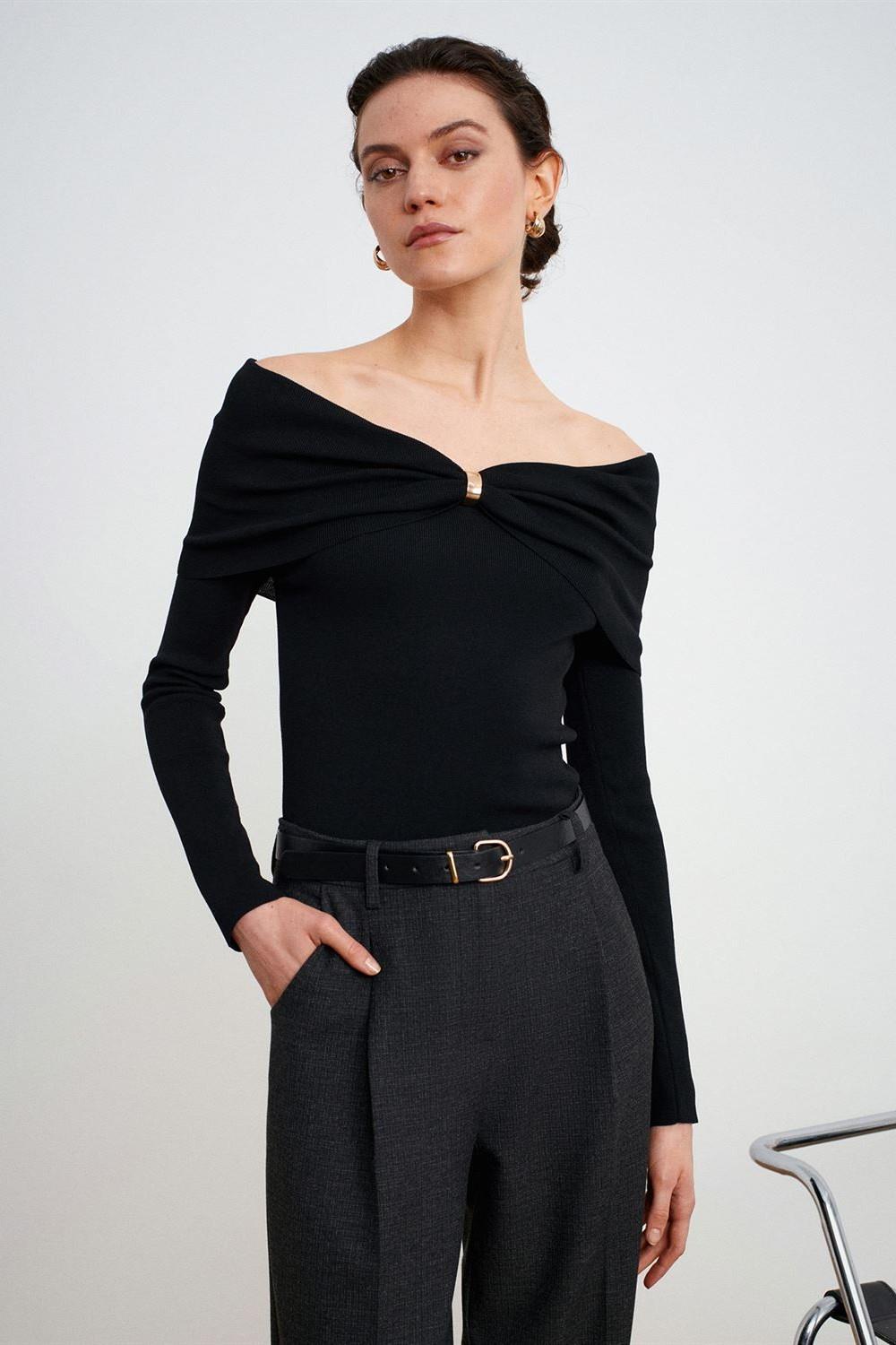 Bardot Yaka Aksesuarlı Triko Kazak DL10820