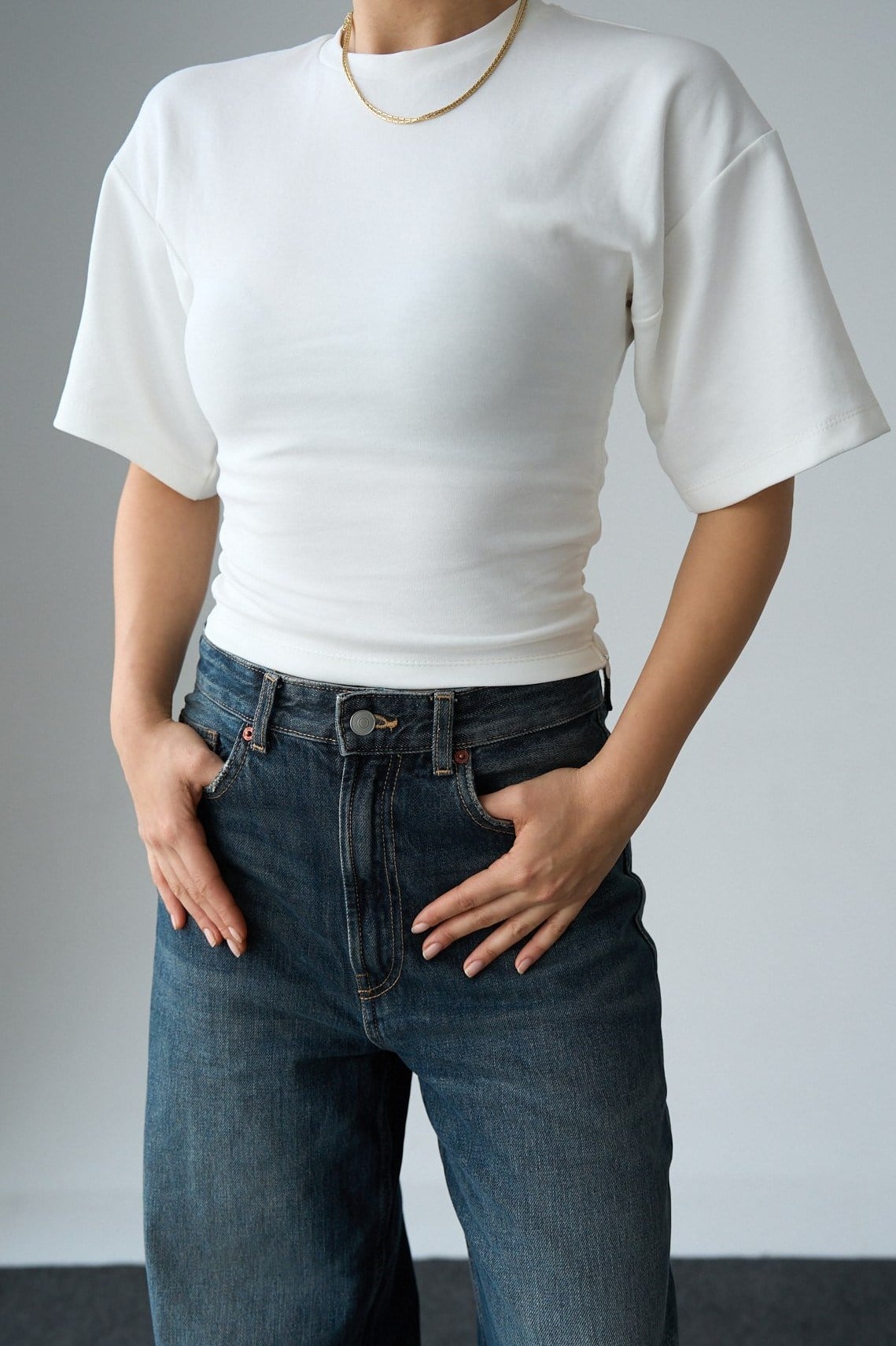 Belden Oturmalı Fermuar Detaylı Yarasa Kol T-shirt QS261003