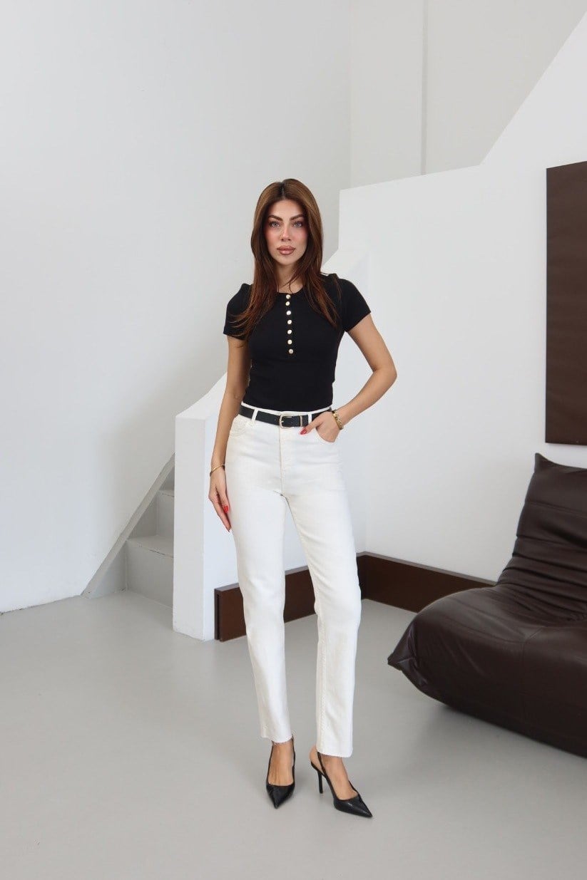 Kemer Detaylı Straight Cut Jean LC7977