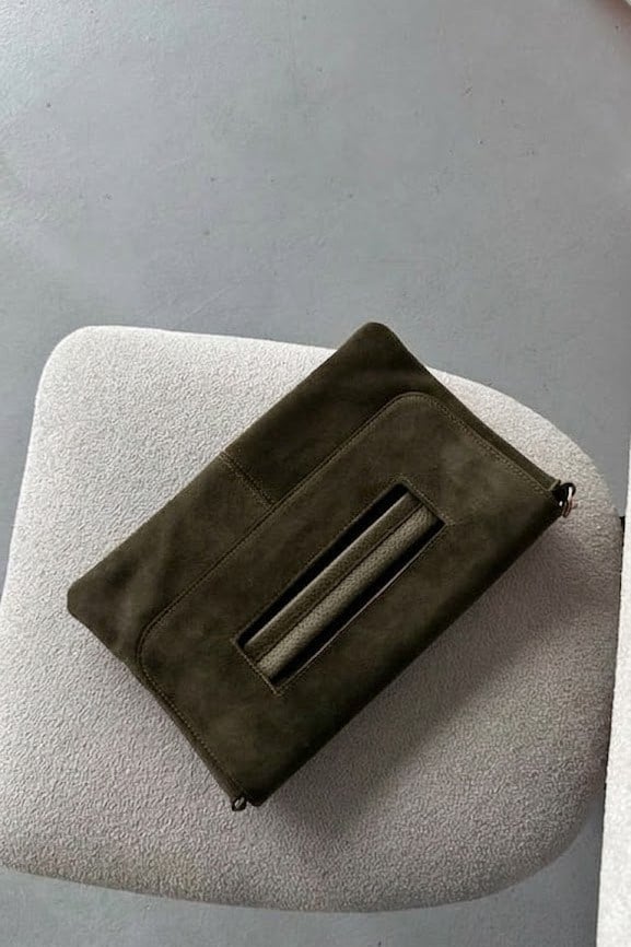 Deri Detaylı Süet Clutch Çanta FE308