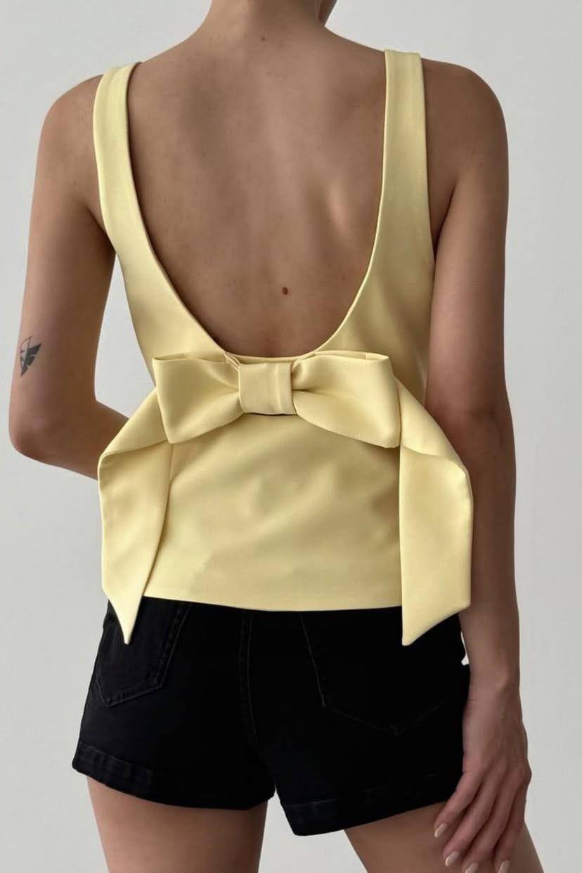 Sırtı Fiyonk Detaylı Kalın Askılı Bluz QZ00669