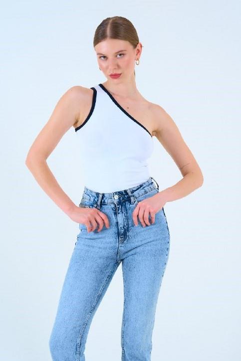 Tek Omuz Şerit Detaylı Atlet QS241044