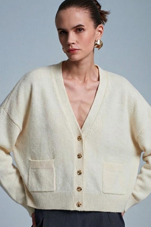 V Yaka Düğmeli Cepli Triko Hırka DL60999