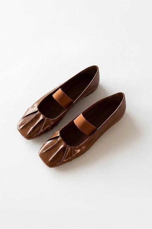 Önü Büzgü Detaylı Babet FE138