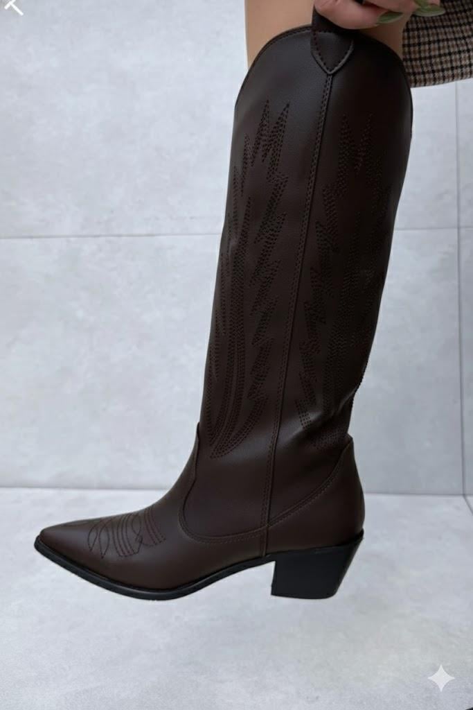 Sivri Burun Nakışlı Kovboy Çizme SGN65