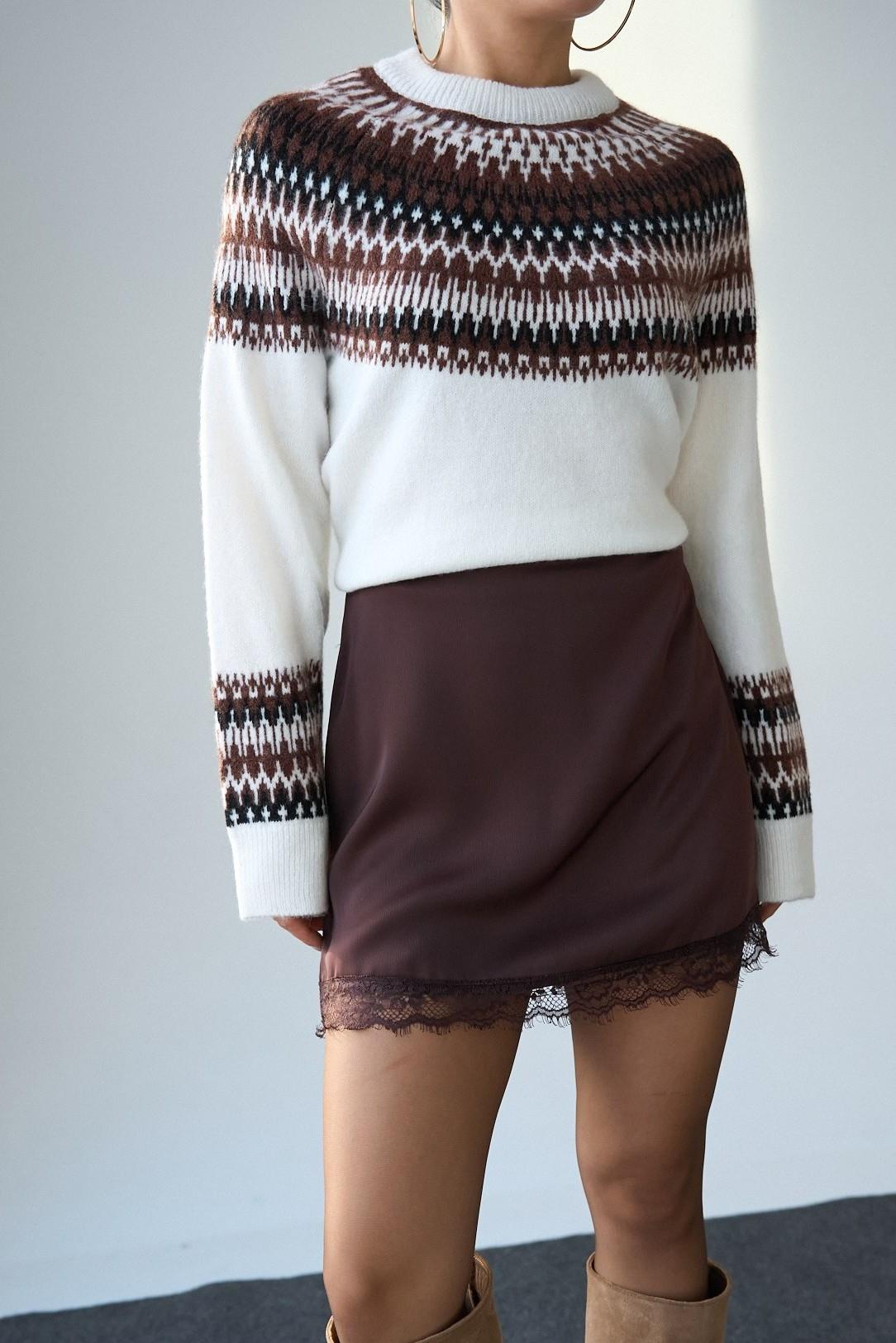 Yandan Fermuarlı Dantelli Etek QS261008