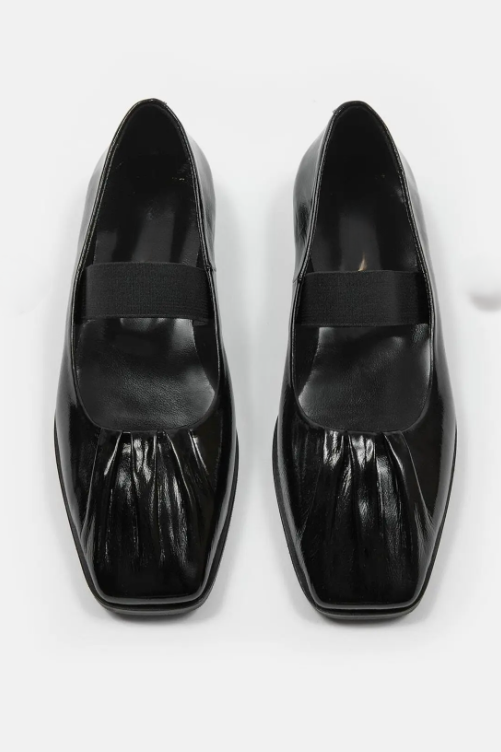 Önü Büzgü Detaylı Babet FE138