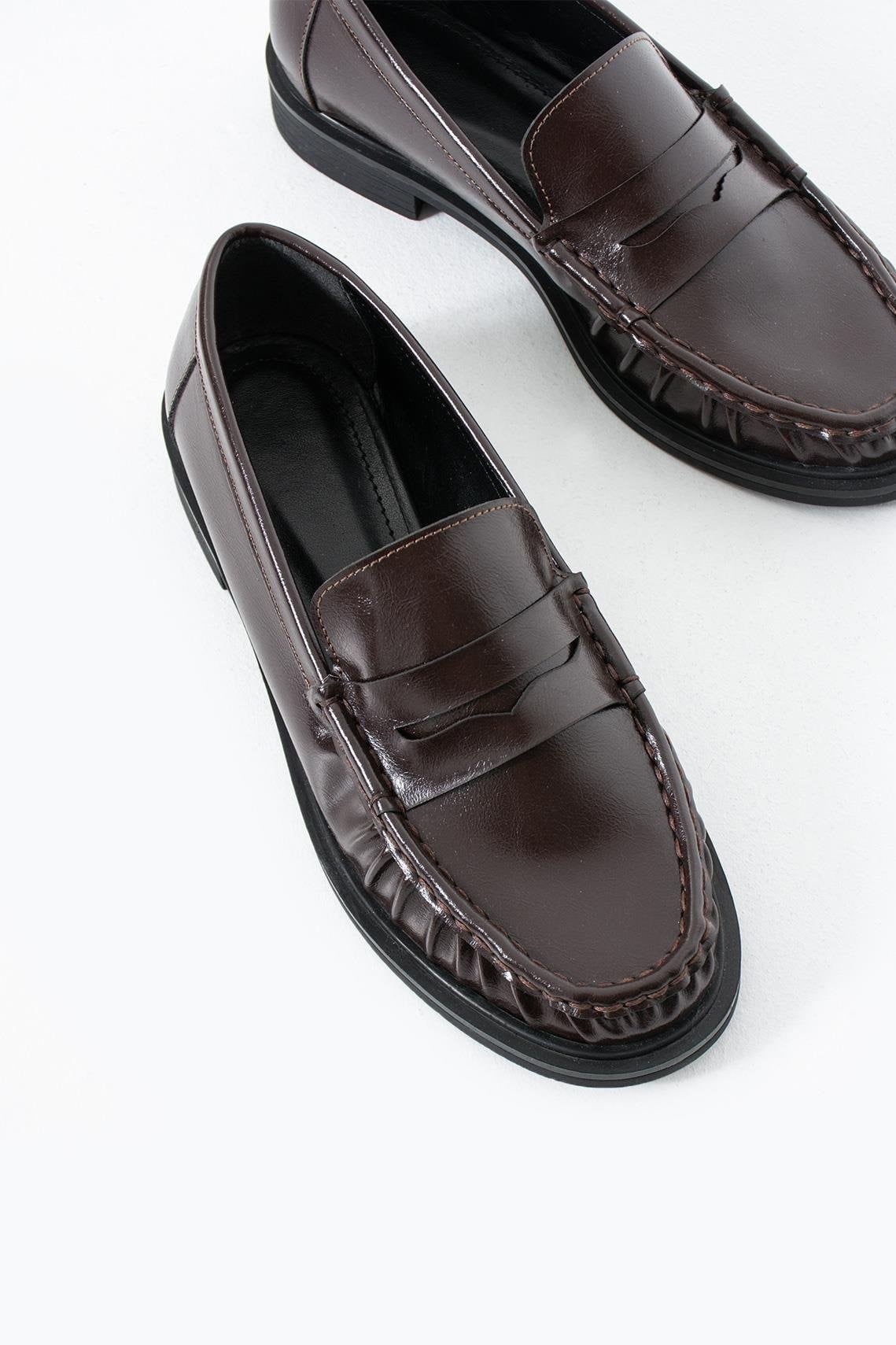 Büzgü Detaylı Loafer Ayakkabı FE124