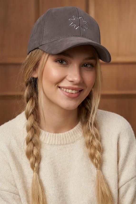 Nakışlı Süet Şapka MOZ1821