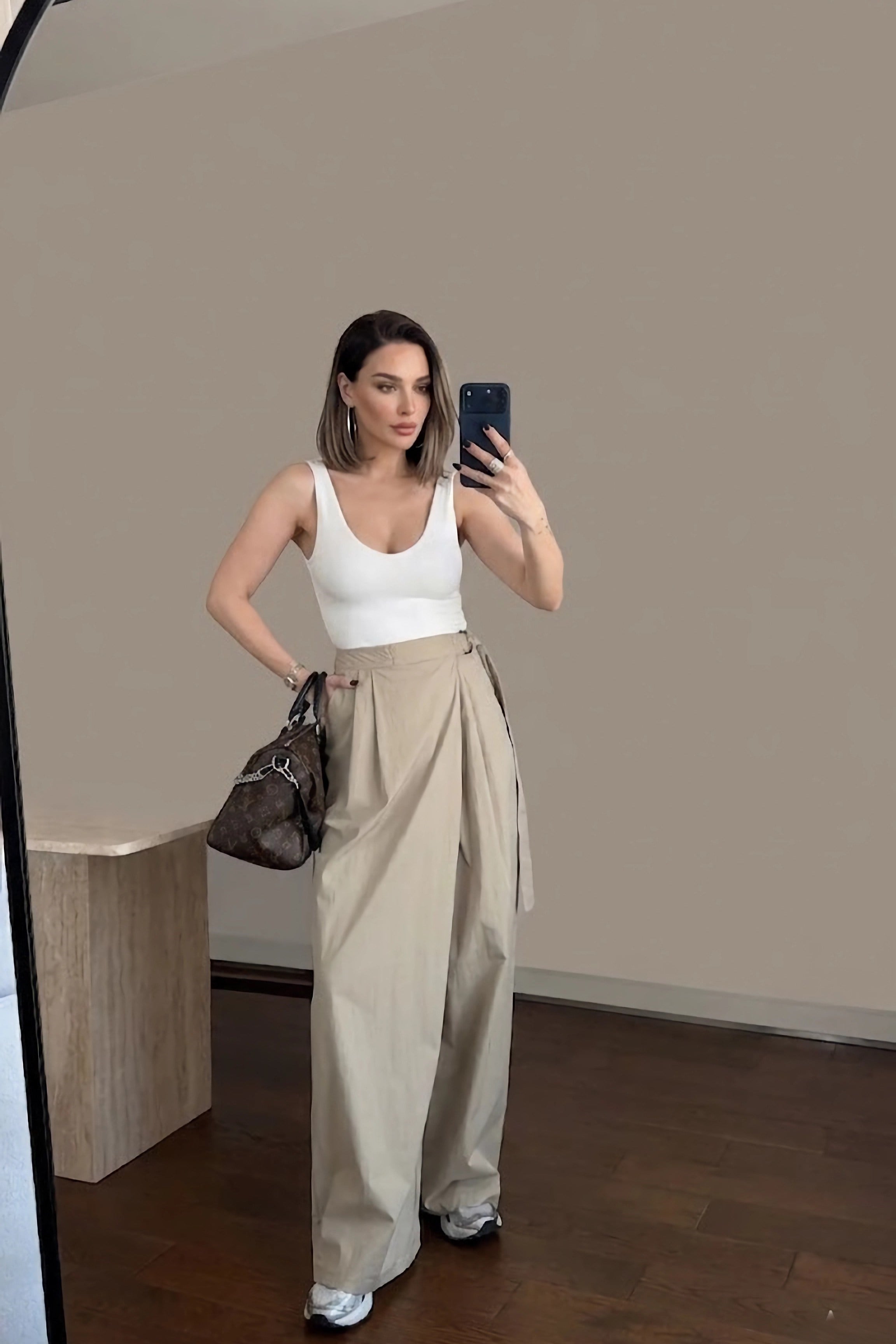 Kuşak Detaylı Pileli Pantolon PR51300