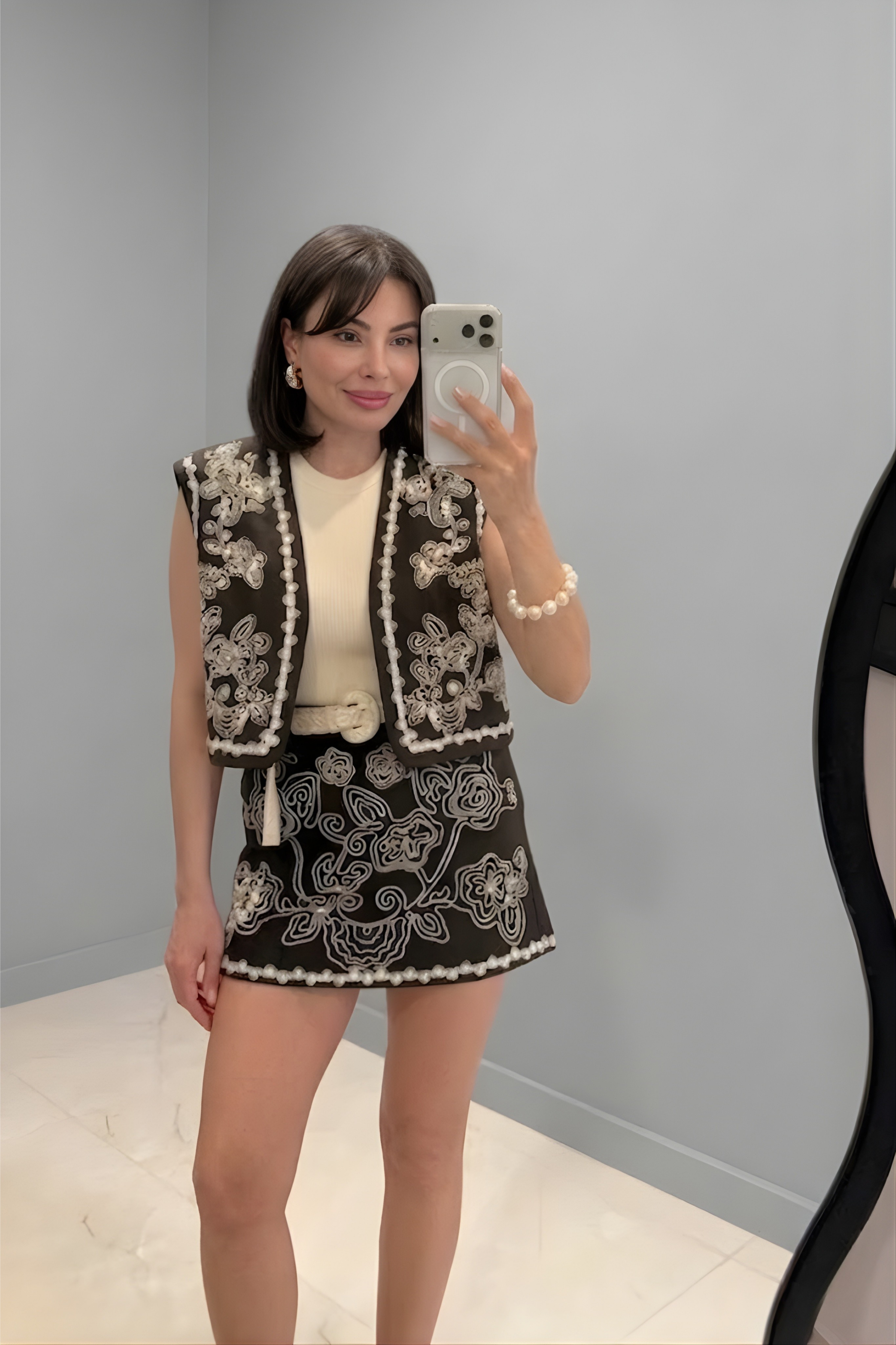 Nakış Detaylı Yelek Şort Etek Takım QZ01907