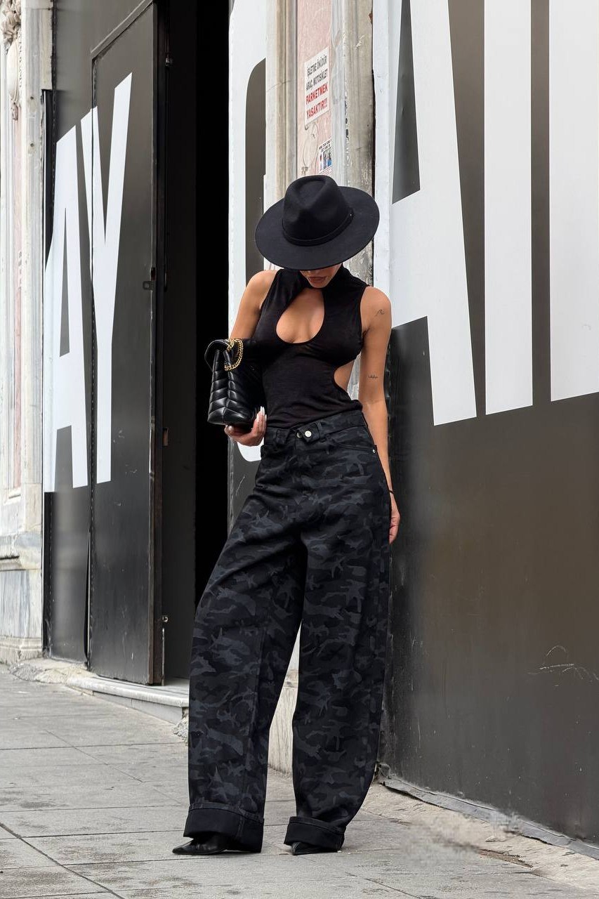 Bel Detaylı Kamuflaj Desenli Baggy Jean MZ532